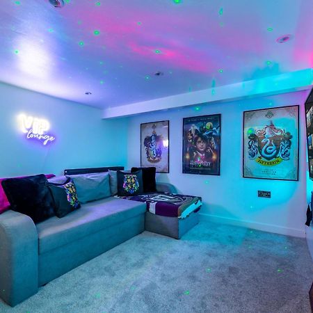 The Hogwarts Retreat - Cinema Room - Special May Offer - 25Th - 31St Watford  Kültér fotó