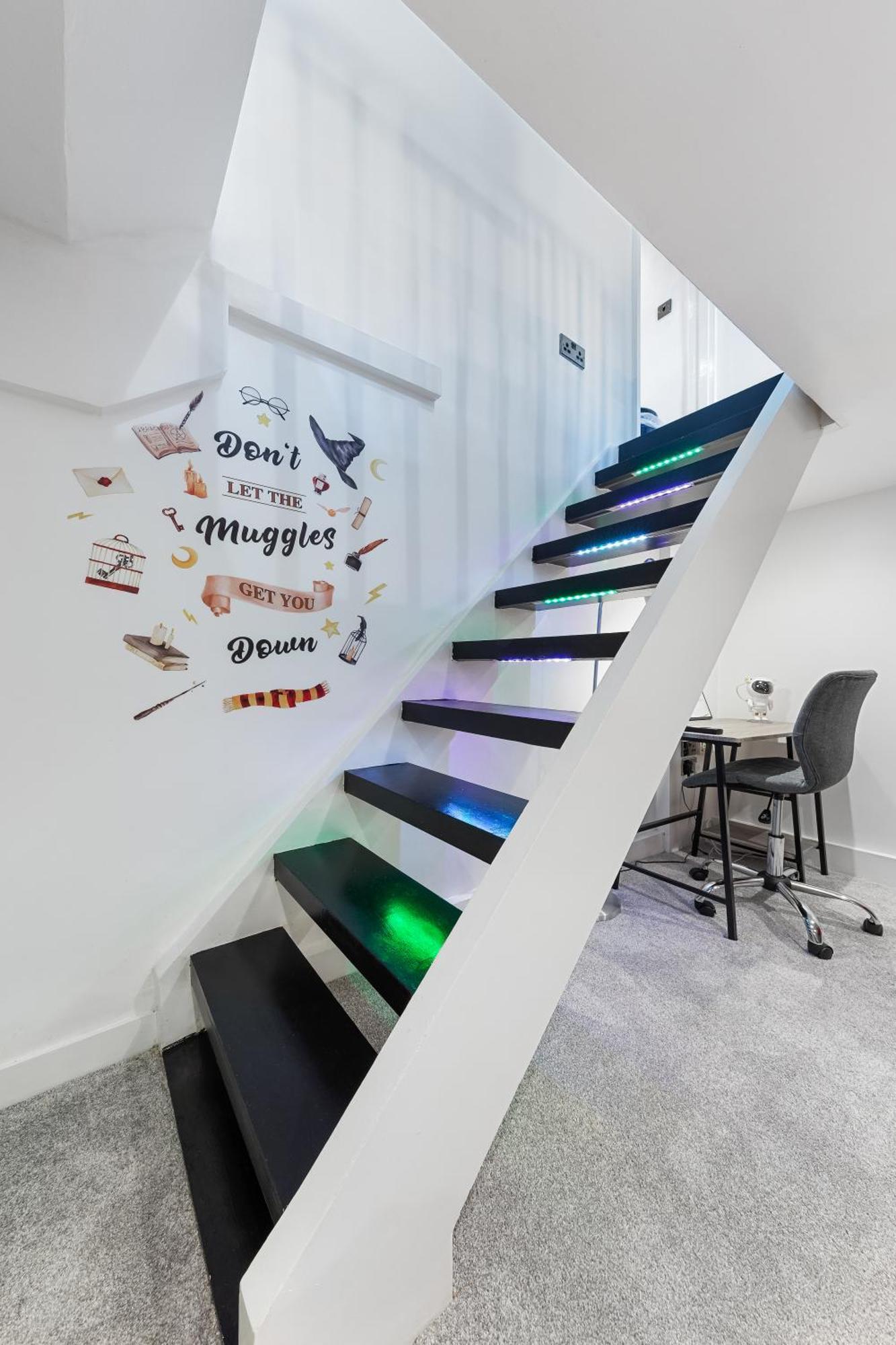 The Hogwarts Retreat - Cinema Room - Special May Offer - 25Th - 31St Watford  Kültér fotó